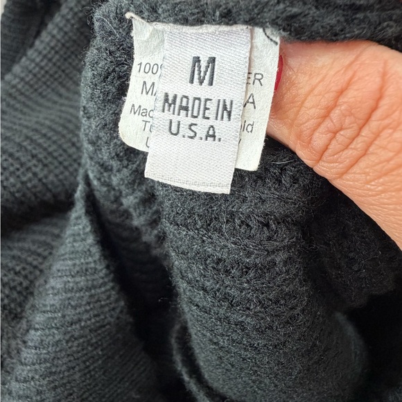 Norwood Chapters Distressed Logo Knit Sweater - Black - Size M - Picture 6 of 7